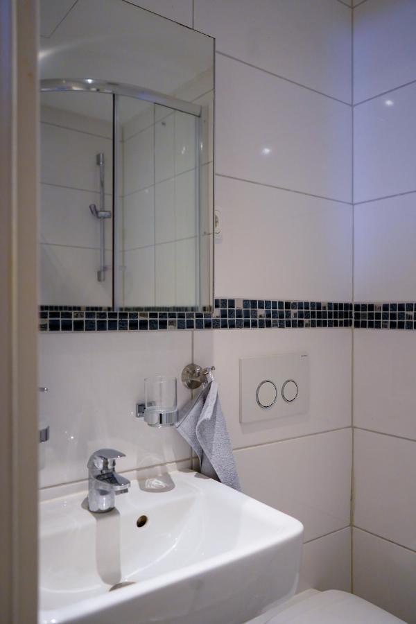 Ferienwohnung In Kaiserslautern-Hohenecken Extérieur photo